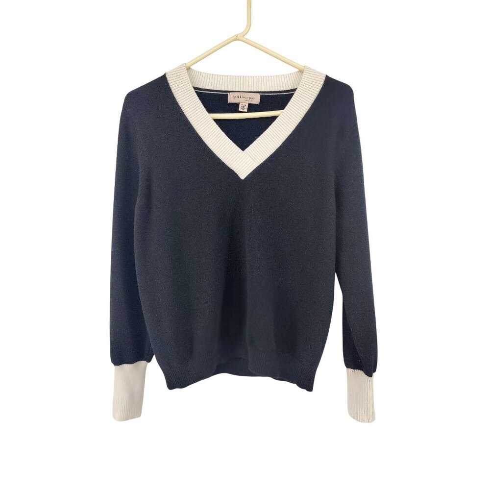 Philosophy Women's V-neck Black and White Sweater Size XL